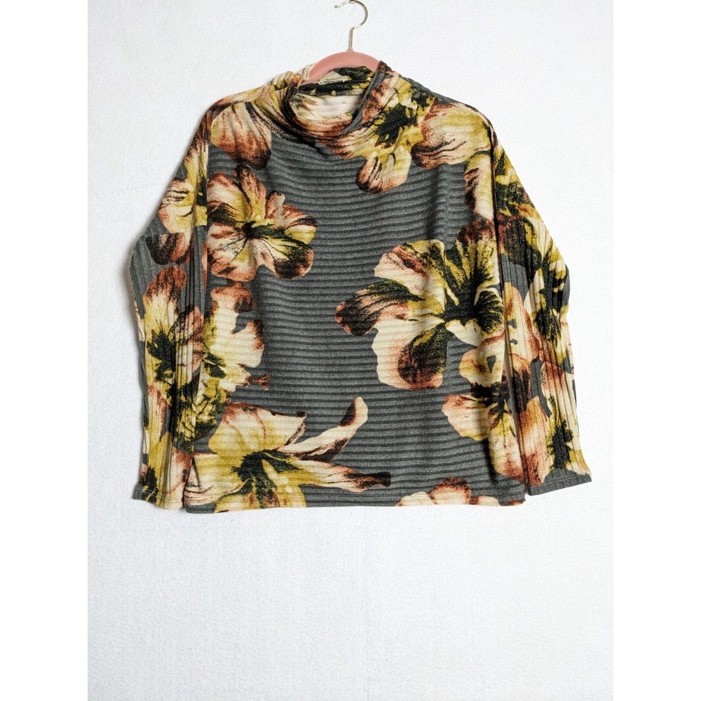 Oddy Womens Pullover Top Size M Flower Polyester Blend Brown‎ Gray